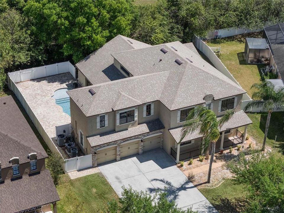 For Rent: $3,995 (6 beds, 4 baths, 4476 Square Feet)