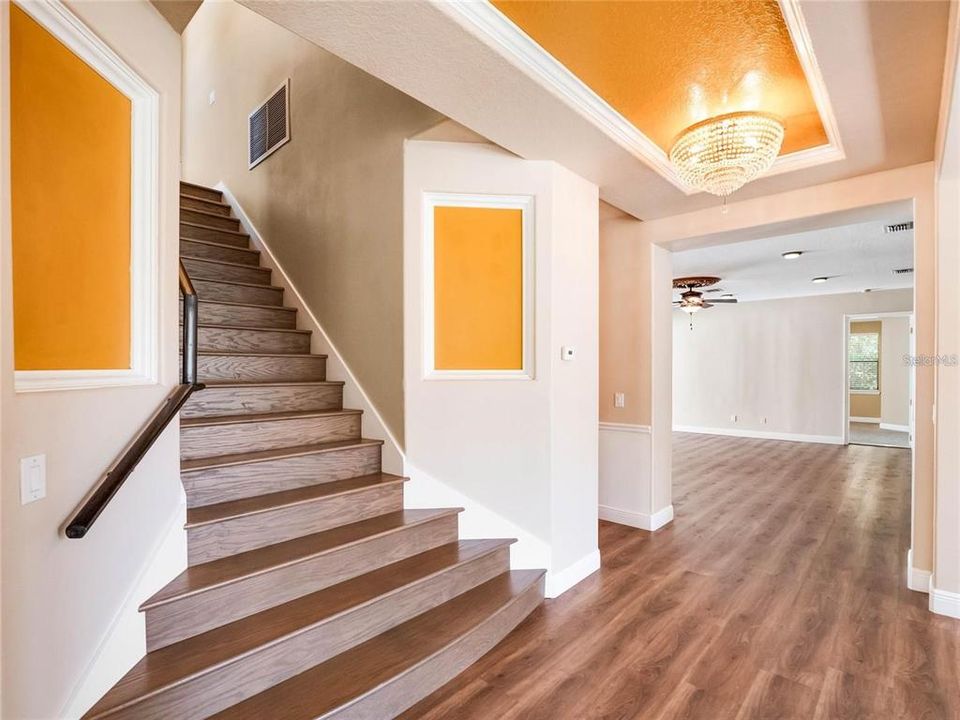 For Rent: $3,995 (6 beds, 4 baths, 4476 Square Feet)