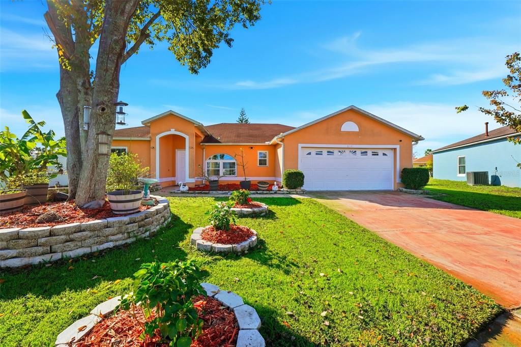 For Sale: $340,000 (4 beds, 2 baths, 1731 Square Feet)