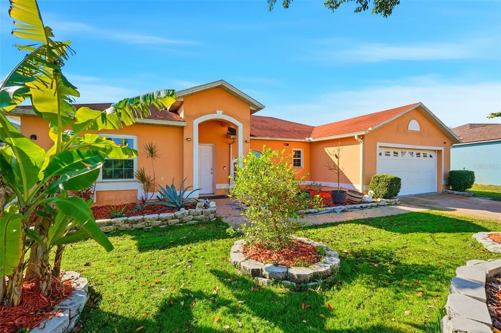 For Sale: $340,000 (4 beds, 2 baths, 1731 Square Feet)