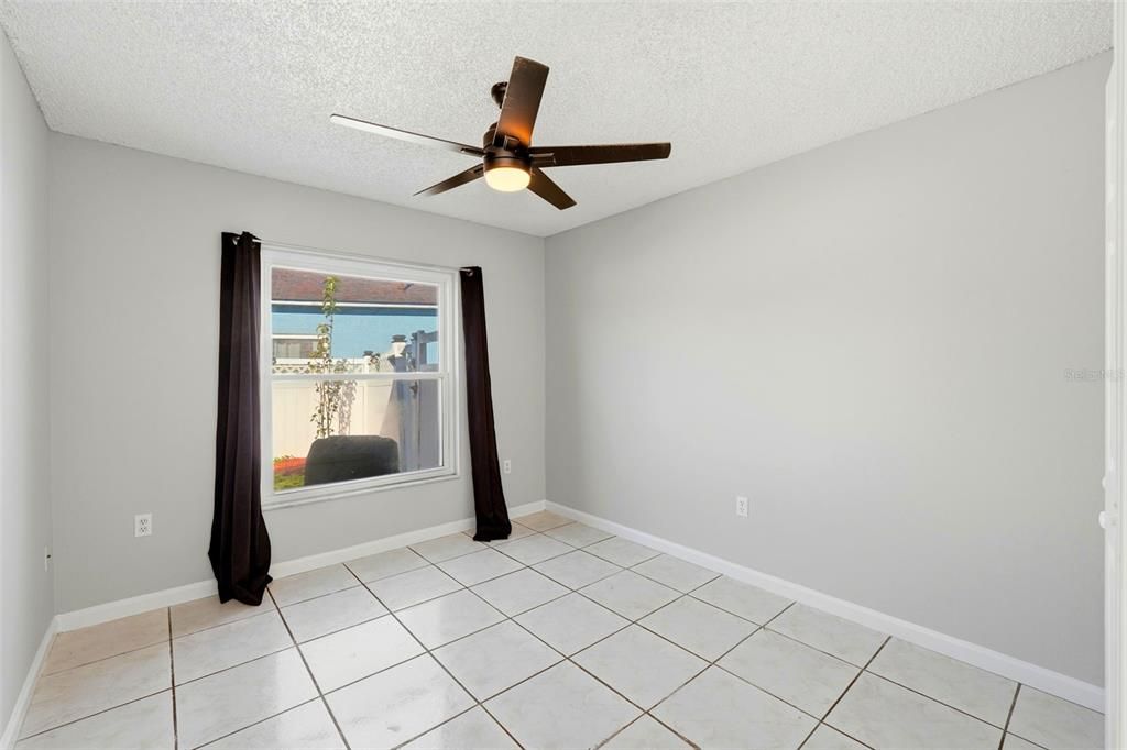 For Sale: $340,000 (4 beds, 2 baths, 1731 Square Feet)