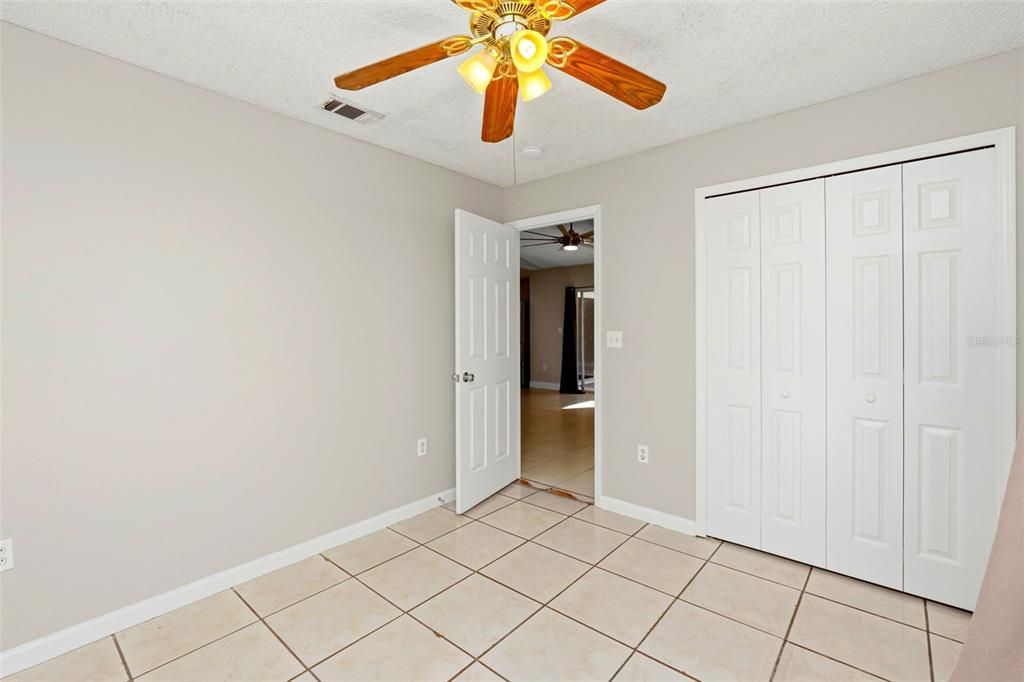 For Sale: $340,000 (4 beds, 2 baths, 1731 Square Feet)