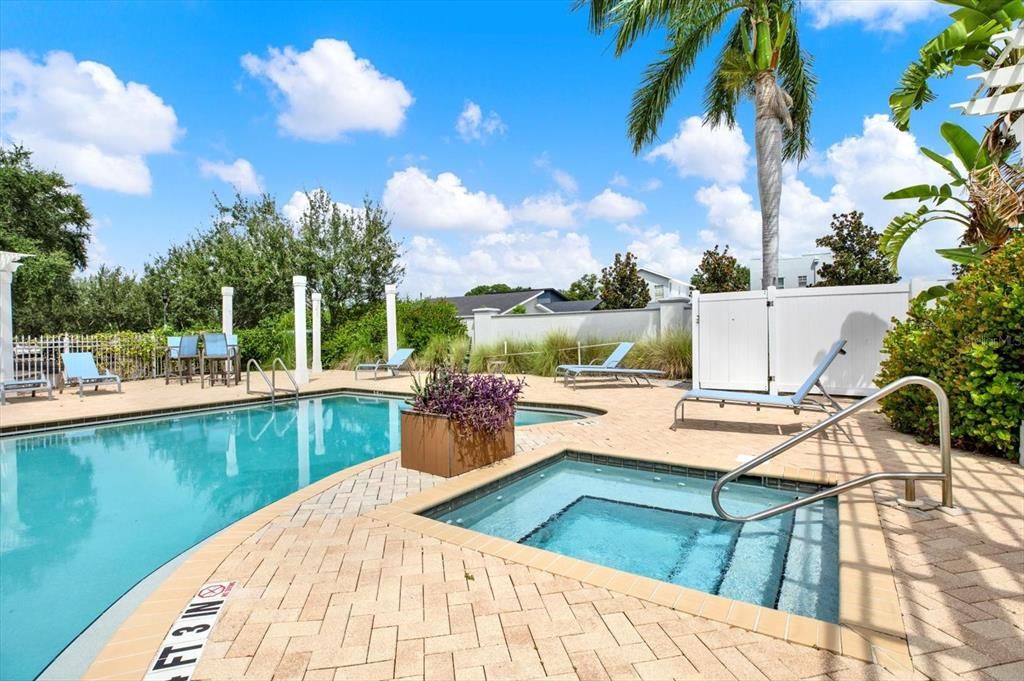 出租: $3,000 (3 贝兹, 3 浴室, 1913 平方英尺)