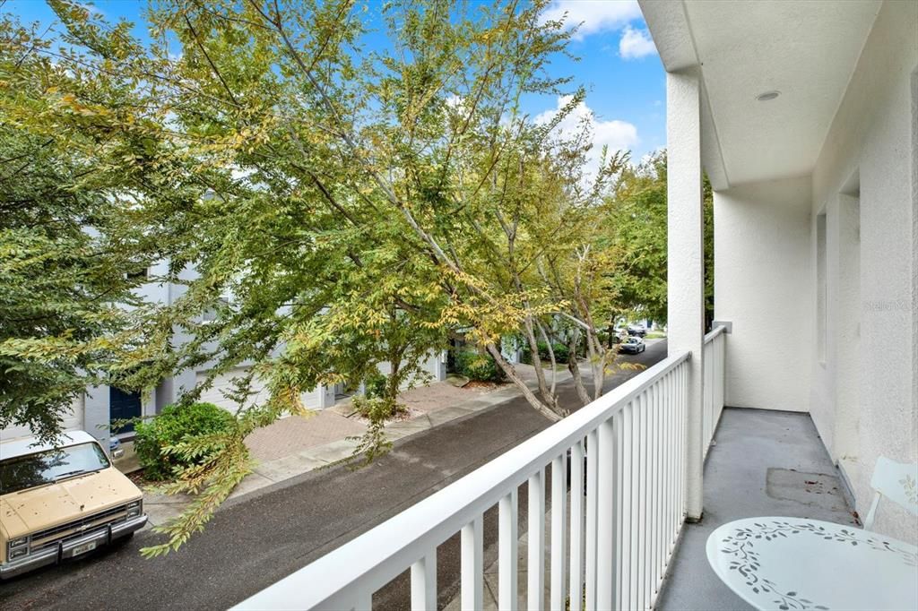 出租: $3,000 (3 贝兹, 3 浴室, 1913 平方英尺)