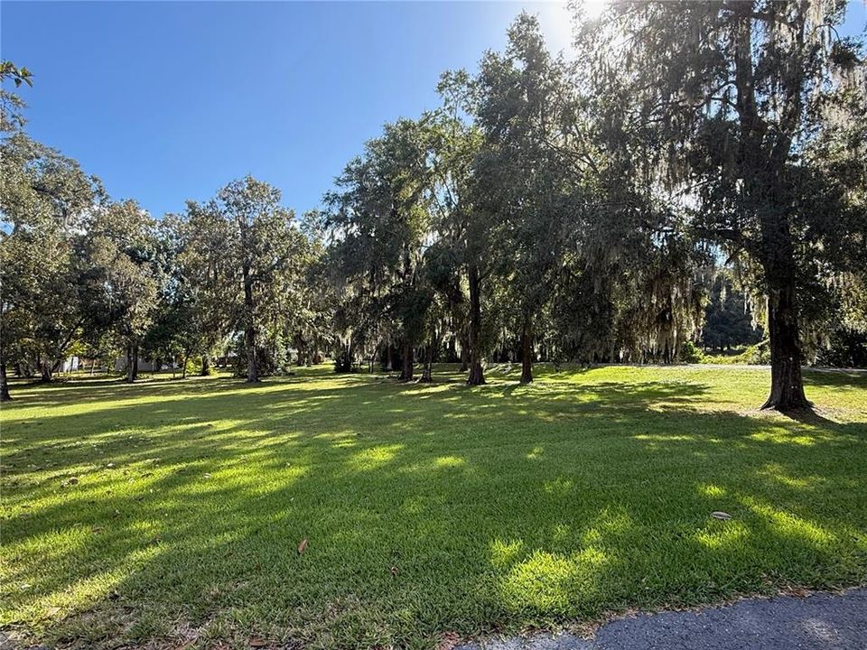 Active With Contract: $315,000 (3 beds, 2 baths, 1779 Square Feet)