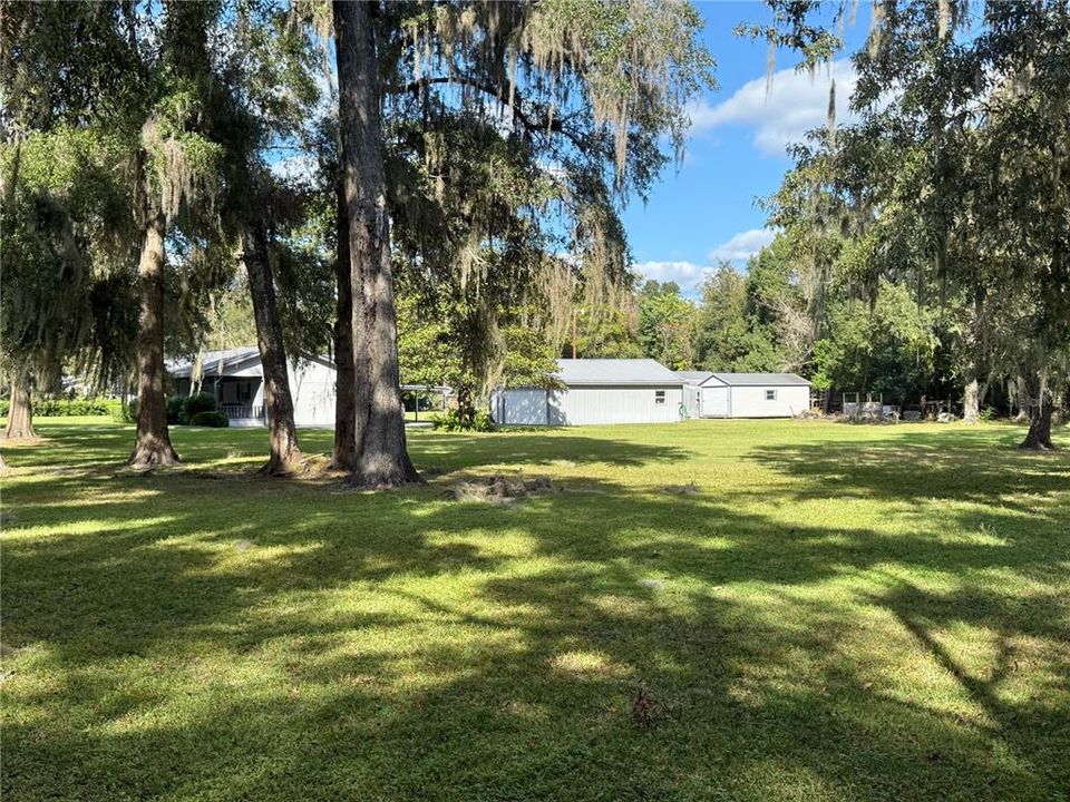 Active With Contract: $315,000 (3 beds, 2 baths, 1779 Square Feet)