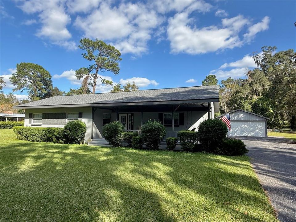 Active With Contract: $315,000 (3 beds, 2 baths, 1779 Square Feet)