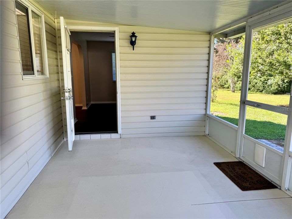 For Sale: $240,000 (2 beds, 2 baths, 1474 Square Feet)