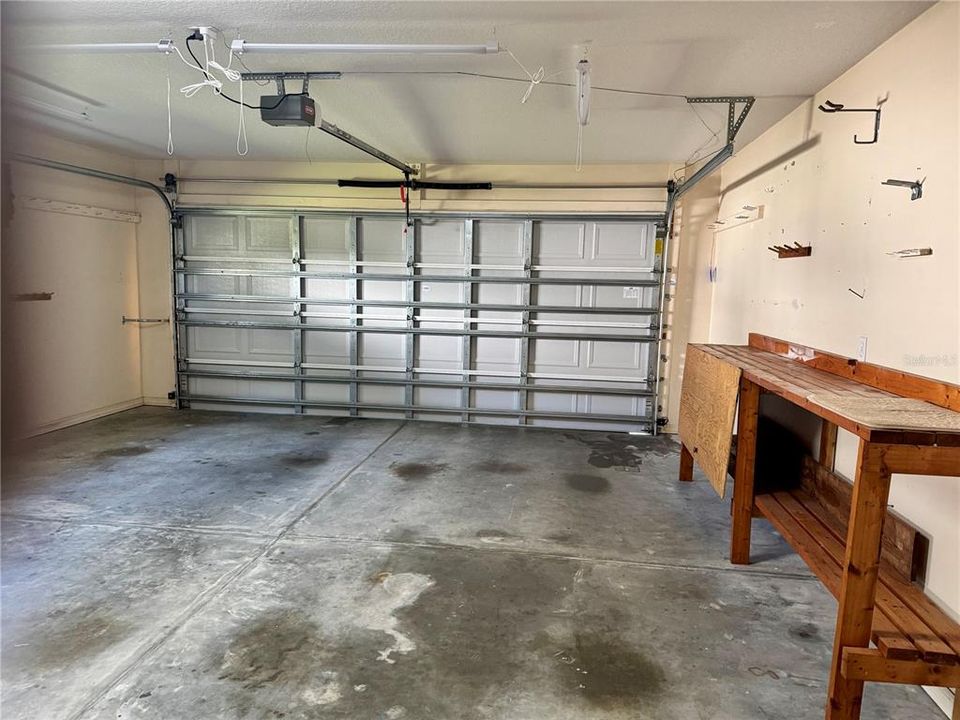 For Sale: $240,000 (2 beds, 2 baths, 1474 Square Feet)