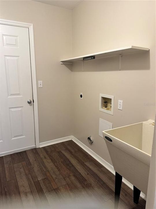 For Sale: $240,000 (2 beds, 2 baths, 1474 Square Feet)