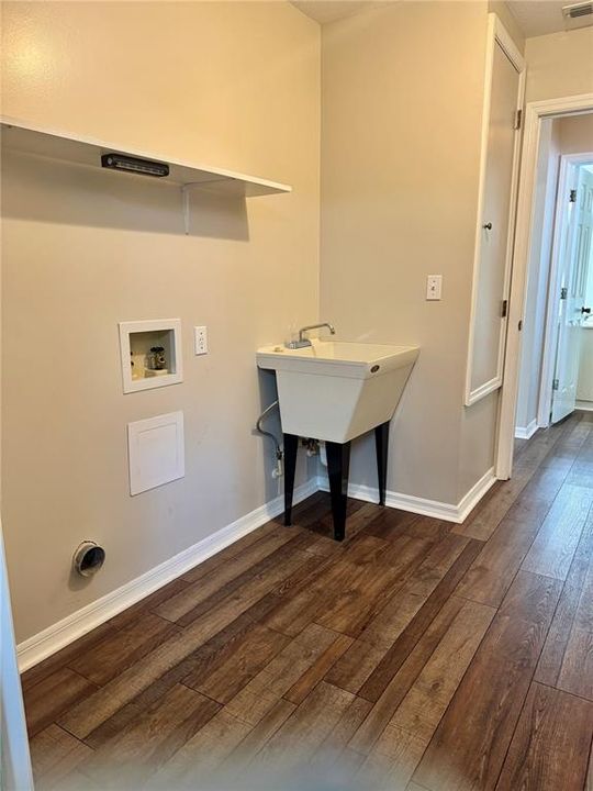 For Sale: $240,000 (2 beds, 2 baths, 1474 Square Feet)