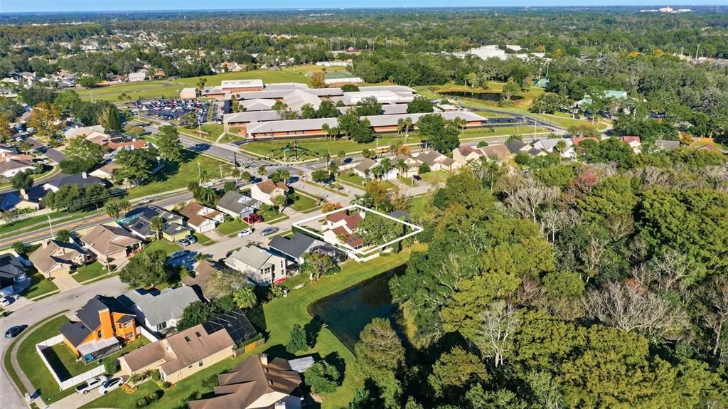 合同活跃: $440,000 (3 贝兹, 2 浴室, 1650 平方英尺)