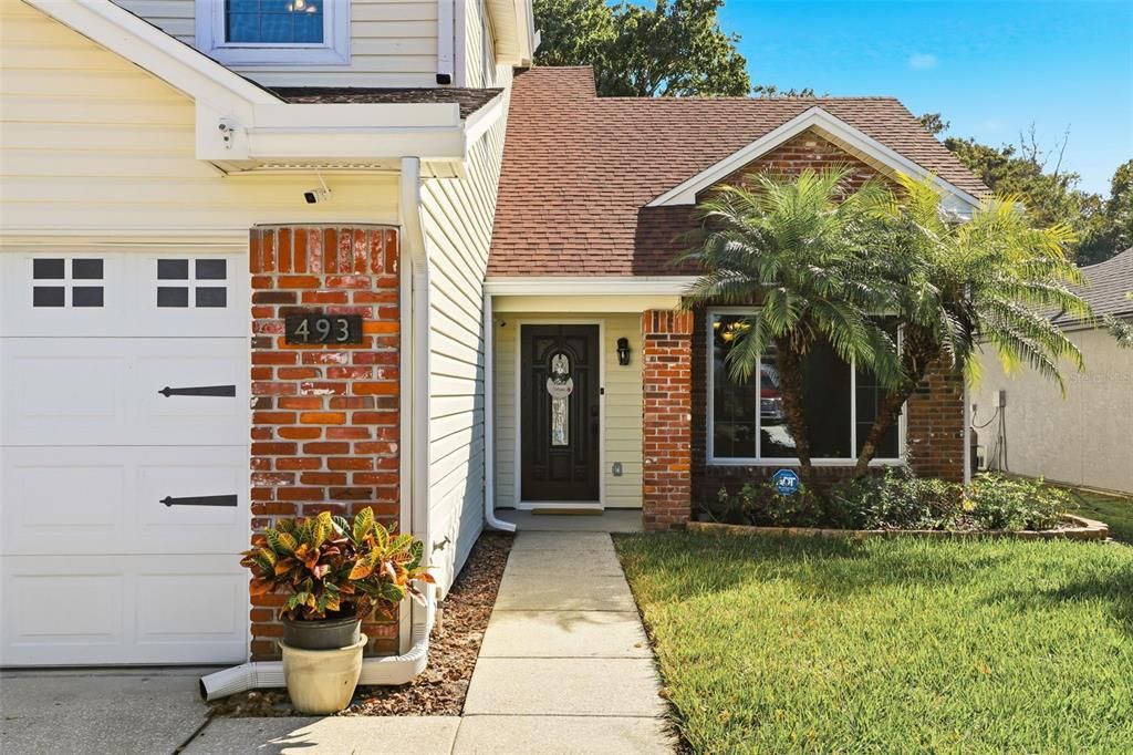 合同活跃: $440,000 (3 贝兹, 2 浴室, 1650 平方英尺)