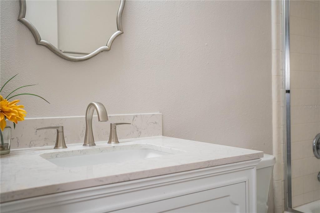 For Rent: $1,850 (3 beds, 3 baths, 1819 Square Feet)