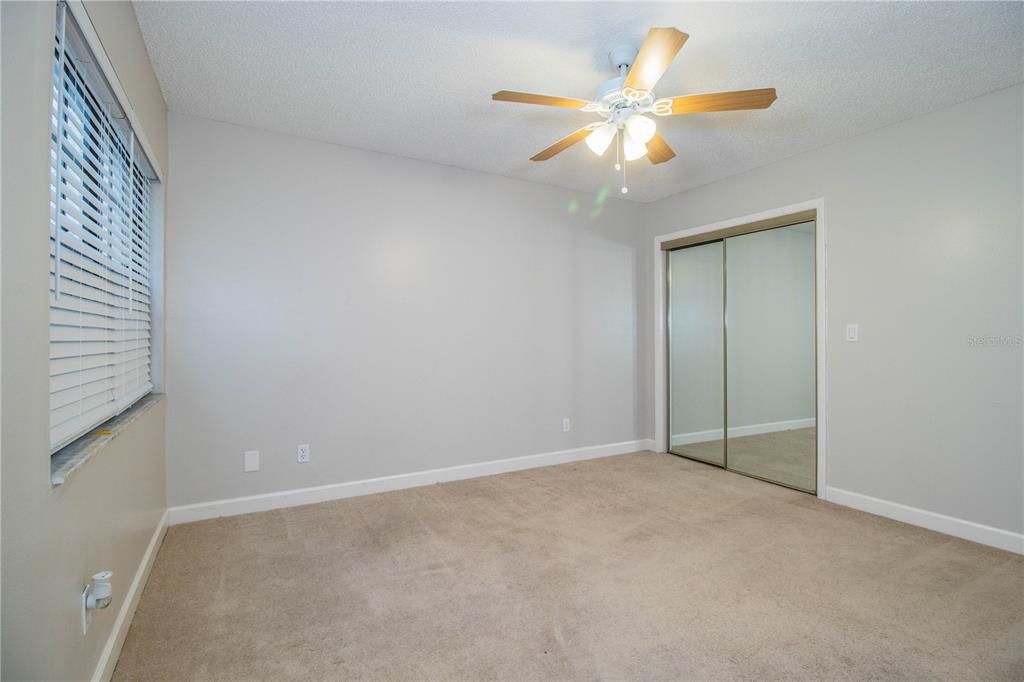 For Rent: $1,850 (3 beds, 3 baths, 1819 Square Feet)