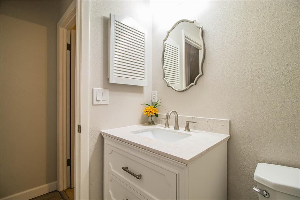 For Rent: $1,850 (3 beds, 3 baths, 1819 Square Feet)