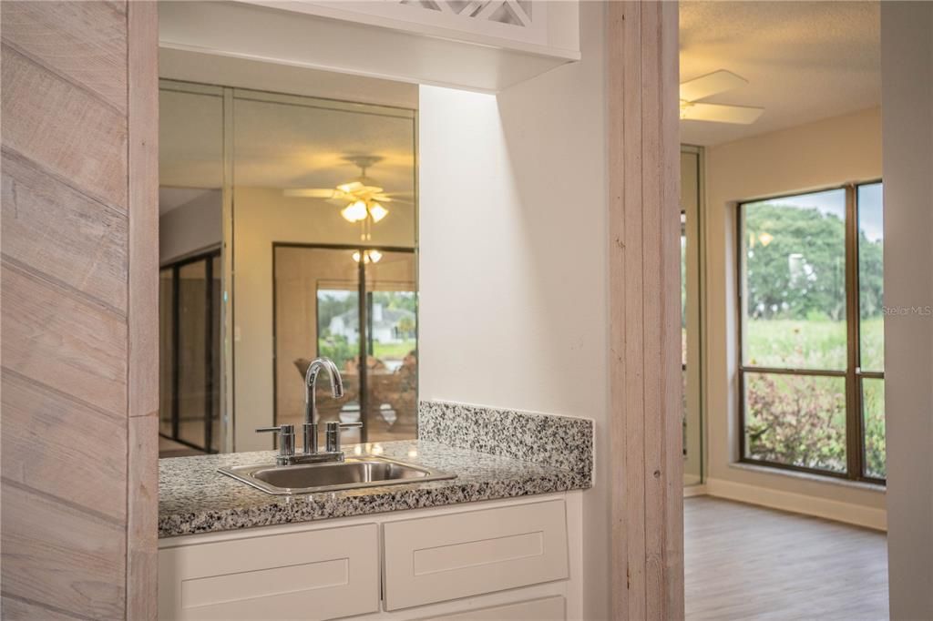 For Rent: $1,850 (3 beds, 3 baths, 1819 Square Feet)