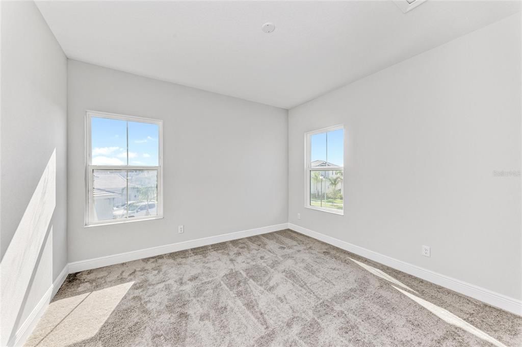 На продажу: $999,990 (4 спален, 3 ванн, 3642 Квадратных фут)