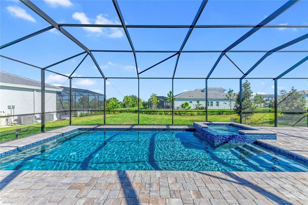 На продажу: $999,990 (4 спален, 3 ванн, 3642 Квадратных фут)