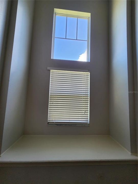 For Rent: $2,975 (4 beds, 2 baths, 2742 Square Feet)