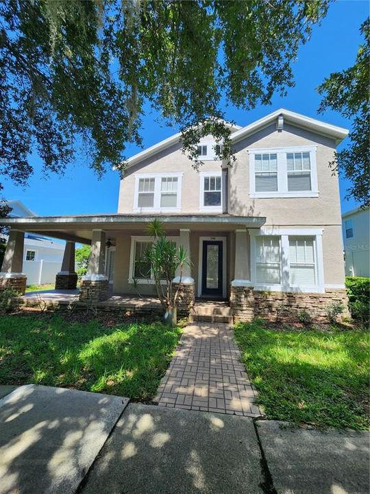 For Rent: $2,975 (4 beds, 2 baths, 2742 Square Feet)