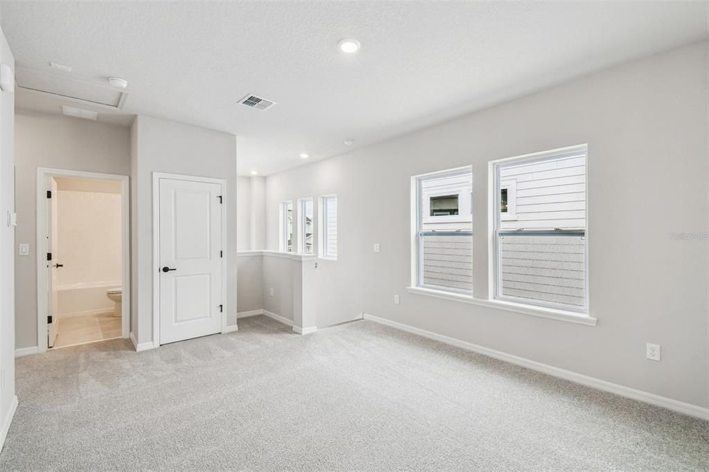 На продажу: $519,990 (3 спален, 2 ванн, 1626 Квадратных фут)