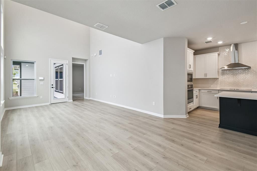 На продажу: $519,990 (3 спален, 2 ванн, 1626 Квадратных фут)