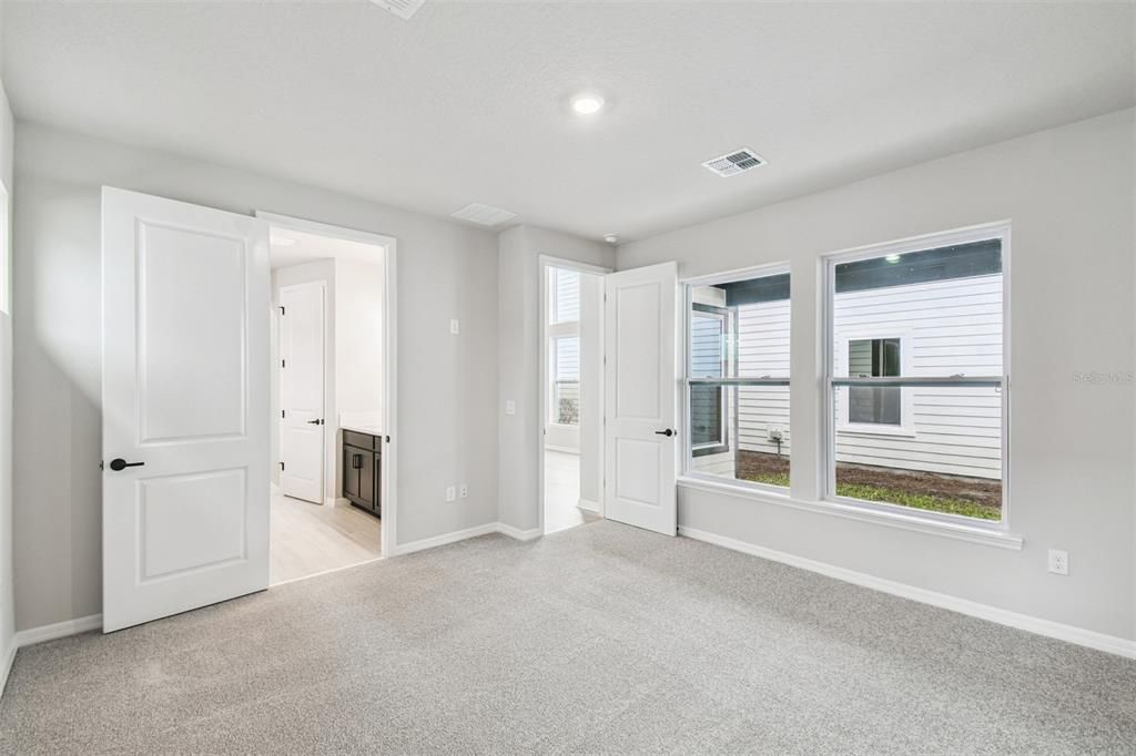 На продажу: $519,990 (3 спален, 2 ванн, 1626 Квадратных фут)