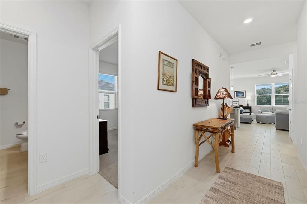 合同活跃: $279,000 (3 贝兹, 2 浴室, 1546 平方英尺)