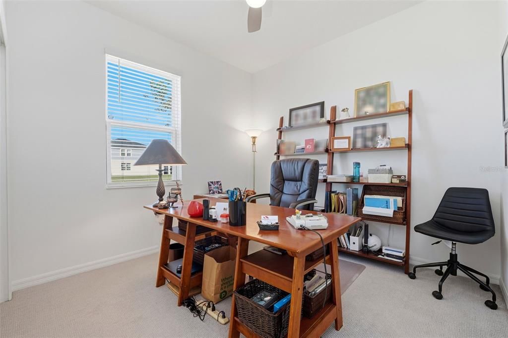 合同活跃: $279,000 (3 贝兹, 2 浴室, 1546 平方英尺)