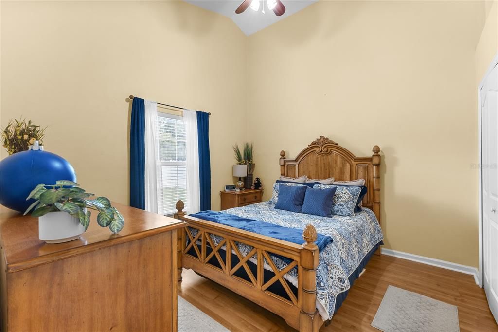 待售: $349,000 (3 贝兹, 2 浴室, 1705 平方英尺)