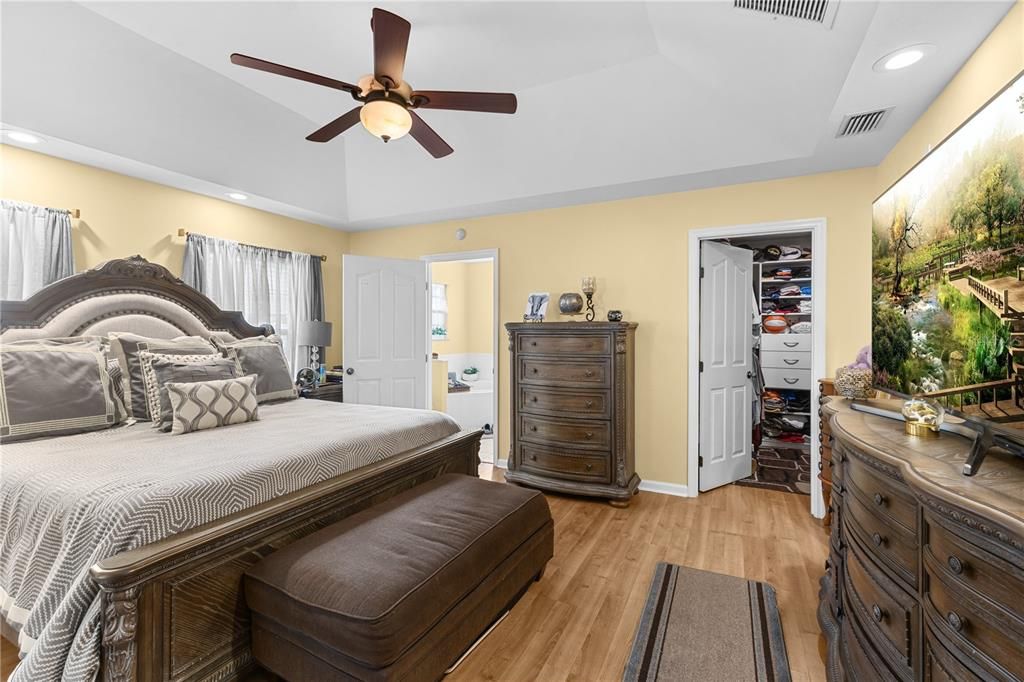 待售: $349,000 (3 贝兹, 2 浴室, 1705 平方英尺)