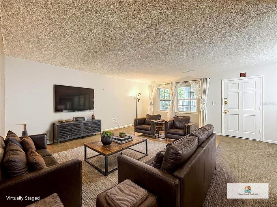 Active With Contract: $179,000 (2 beds, 1 baths, 1000 Square Feet)