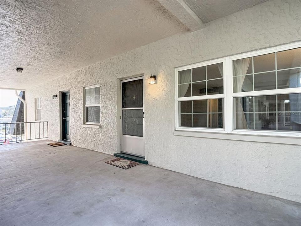 Active With Contract: $179,000 (2 beds, 1 baths, 1000 Square Feet)