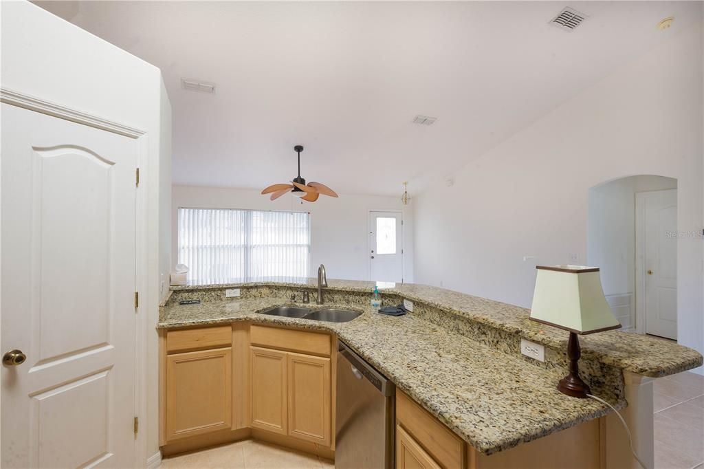 For Sale: $420,000 (3 beds, 2 baths, 1634 Square Feet)