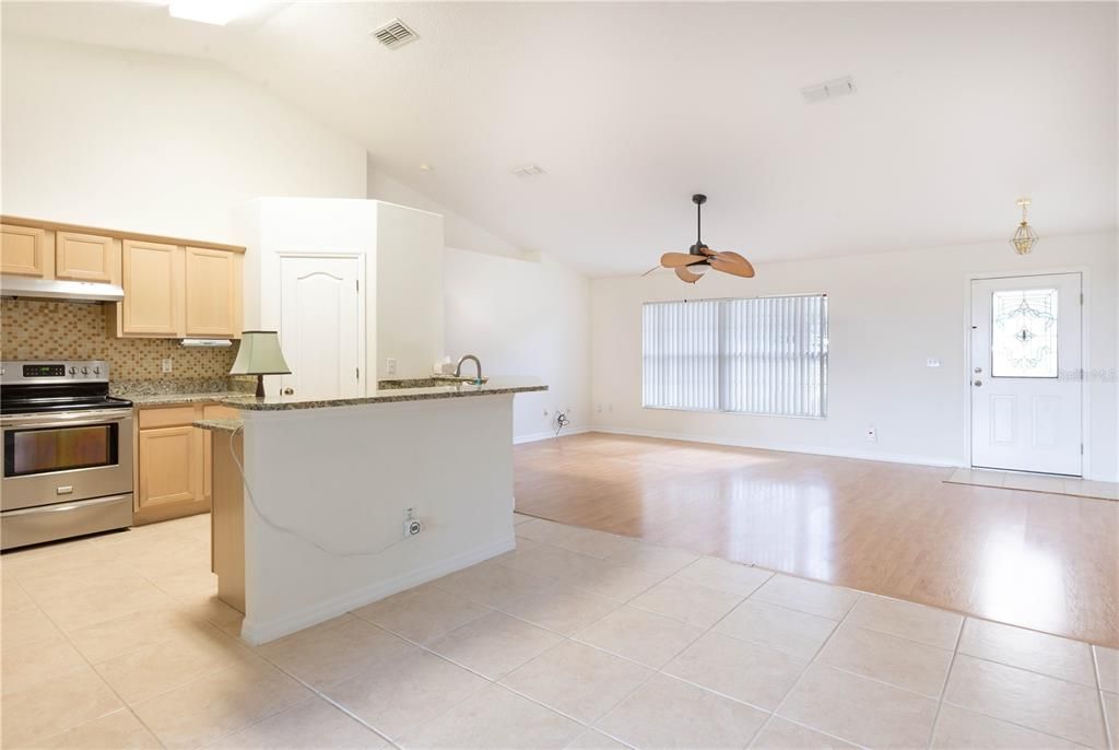 For Sale: $420,000 (3 beds, 2 baths, 1634 Square Feet)