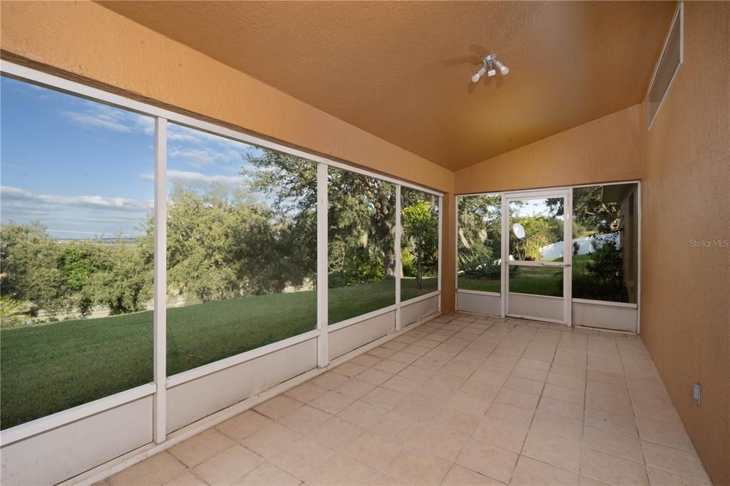 For Sale: $420,000 (3 beds, 2 baths, 1634 Square Feet)