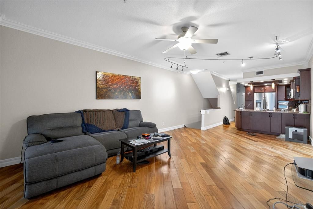 待售: $725,000 (3 贝兹, 3 浴室, 1791 平方英尺)