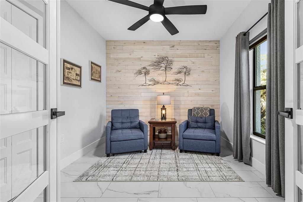 For Sale: $499,000 (3 beds, 2 baths, 1476 Square Feet)