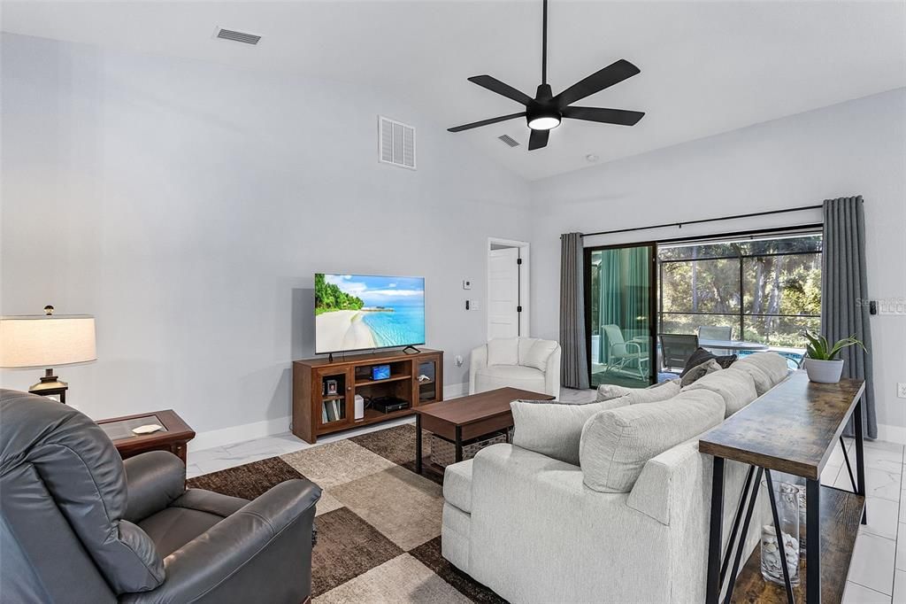 For Sale: $499,000 (3 beds, 2 baths, 1476 Square Feet)