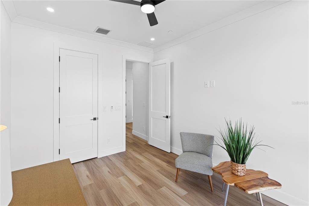 На продажу: $485,000 (3 спален, 2 ванн, 1500 Квадратных фут)