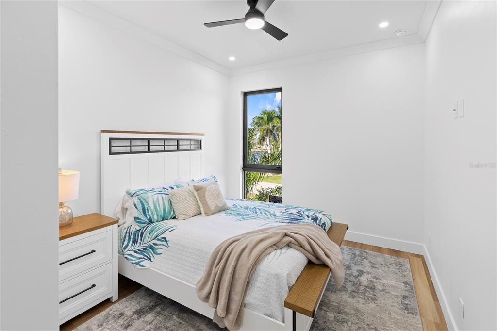 На продажу: $485,000 (3 спален, 2 ванн, 1500 Квадратных фут)