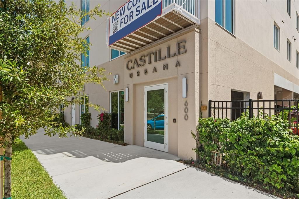 For Sale: $958,000 (3 beds, 3 baths, 1650 Square Feet)