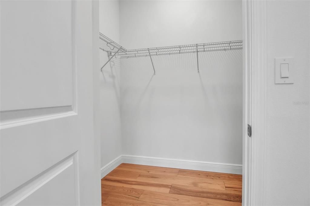 For Sale: $958,000 (3 beds, 3 baths, 1650 Square Feet)