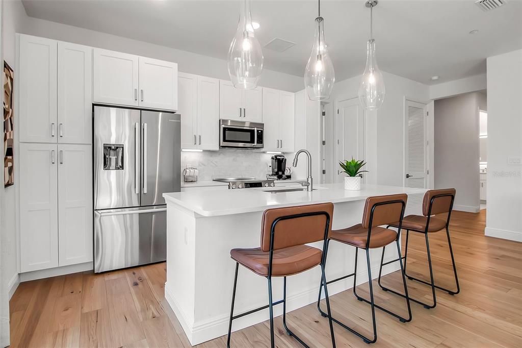 For Sale: $958,000 (3 beds, 3 baths, 1650 Square Feet)