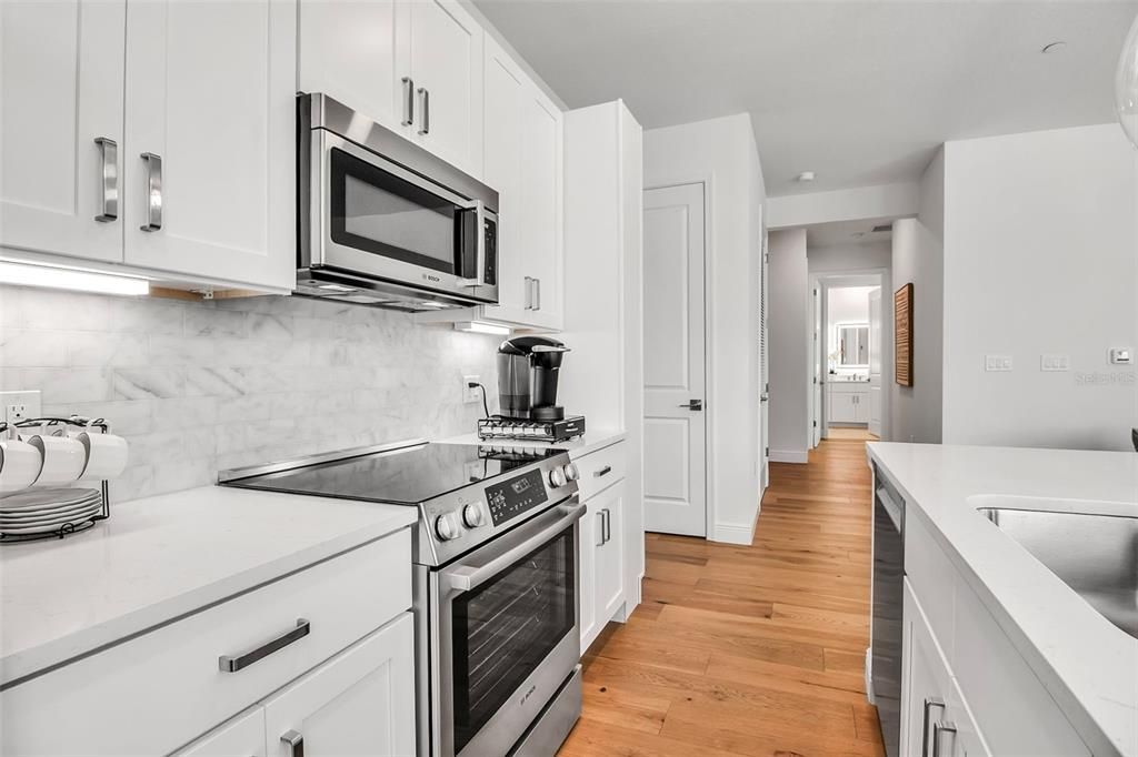 For Sale: $958,000 (3 beds, 3 baths, 1650 Square Feet)