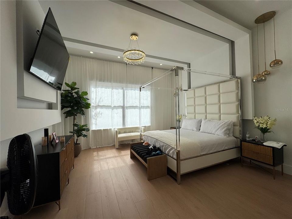 For Sale: $1,149,000 (5 beds, 4 baths, 3117 Square Feet)