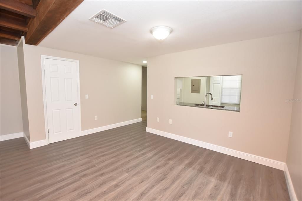 For Rent: $1,450 (2 beds, 2 baths, 1053 Square Feet)