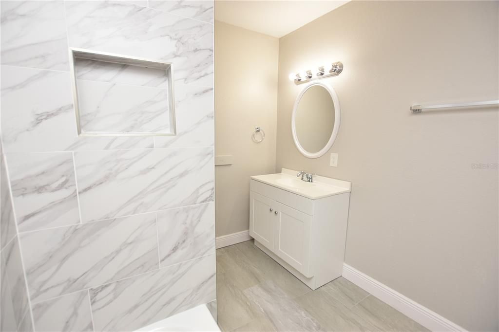 For Rent: $1,450 (2 beds, 2 baths, 1053 Square Feet)