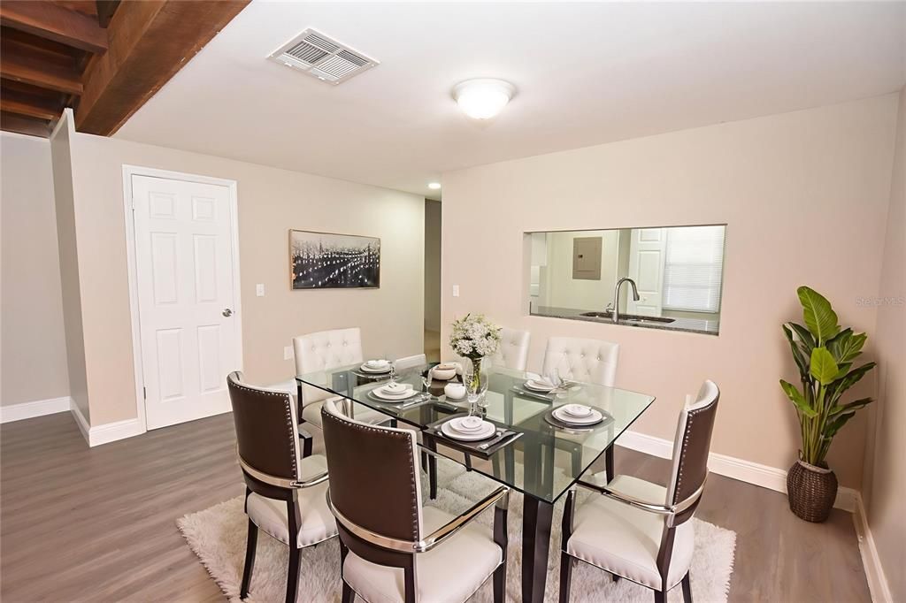 For Rent: $1,450 (2 beds, 2 baths, 1053 Square Feet)